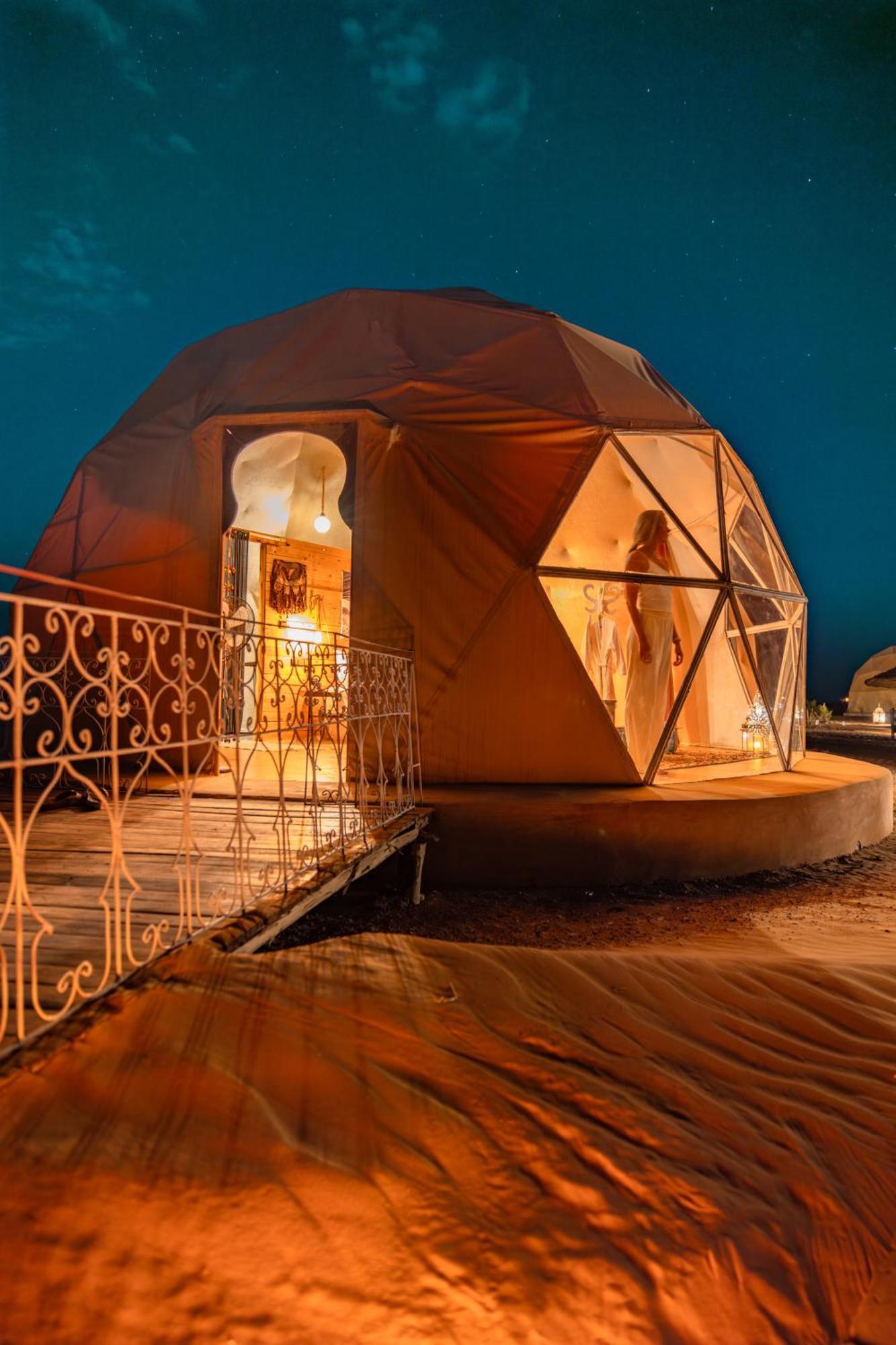 Отель Sunrise Sahara Camp Мерзуга Экстерьер фото