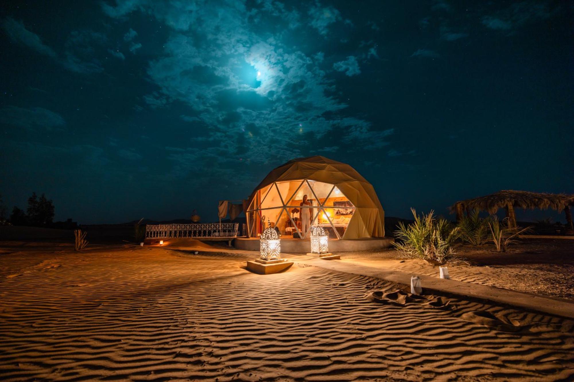 Отель Sunrise Sahara Camp Мерзуга Экстерьер фото