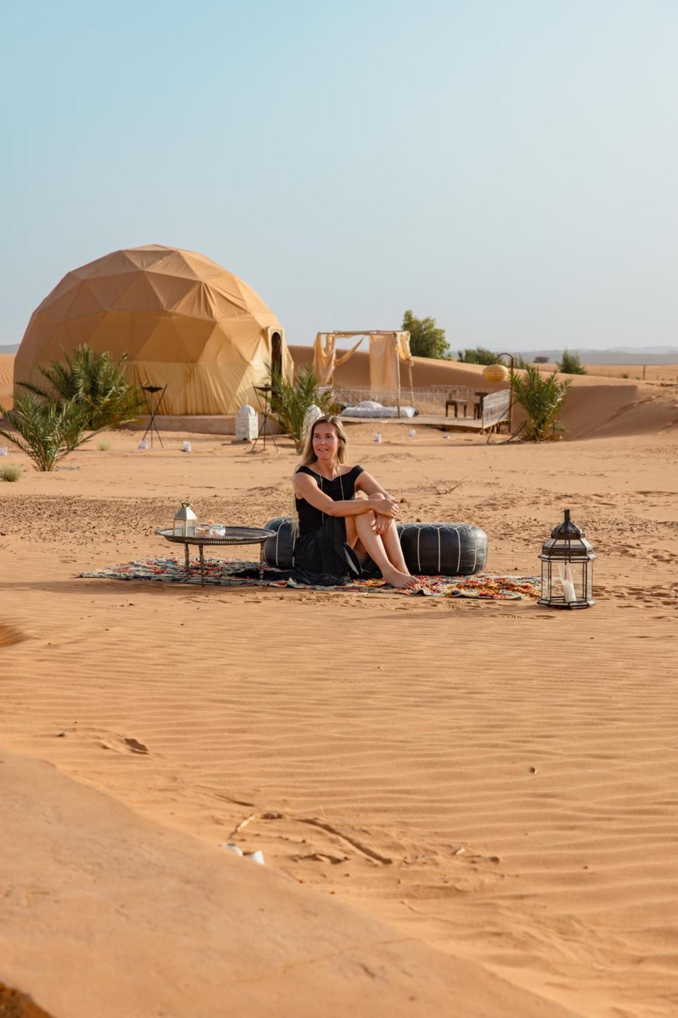 Отель Sunrise Sahara Camp Мерзуга Экстерьер фото