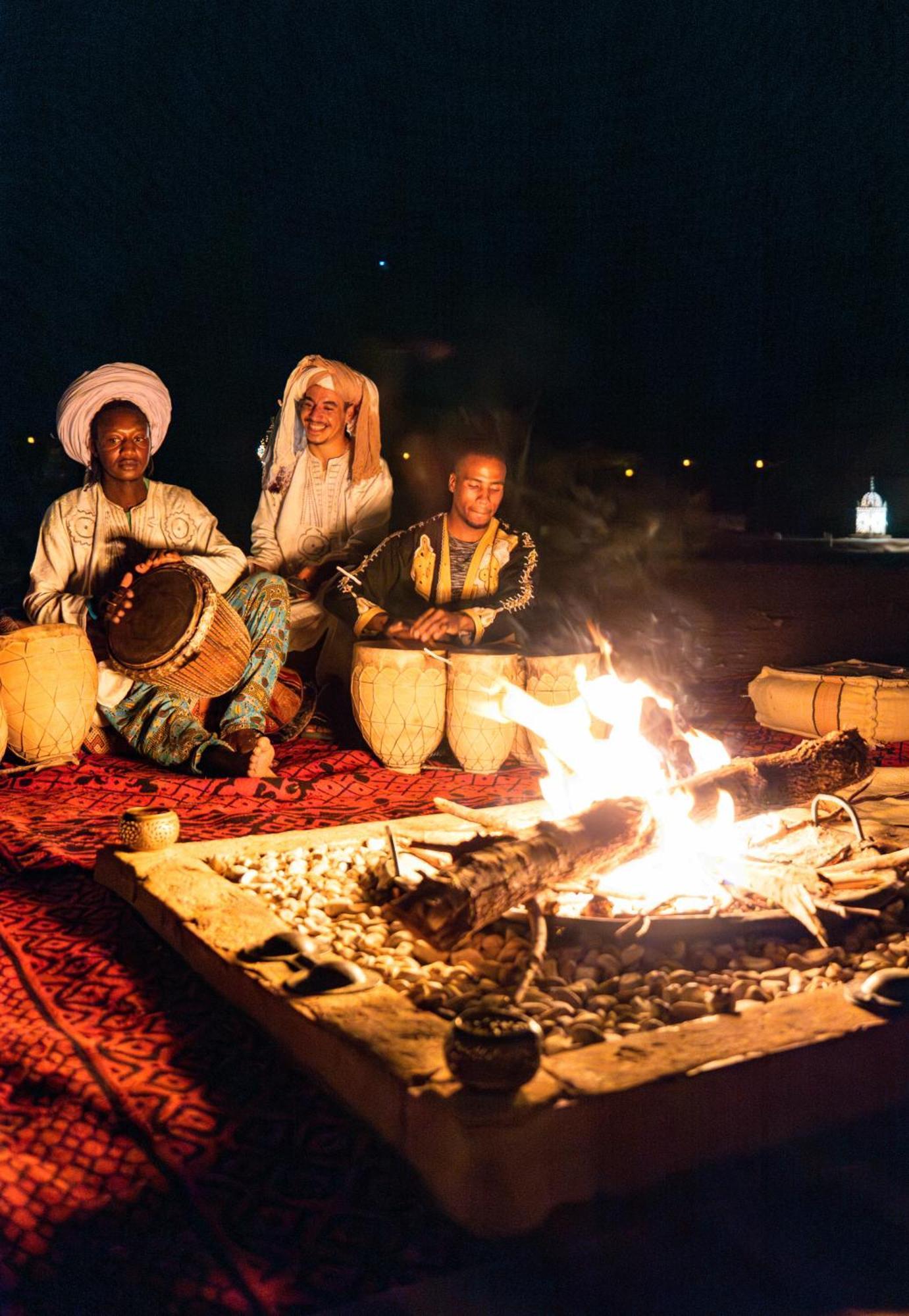 Отель Sunrise Sahara Camp Мерзуга Экстерьер фото